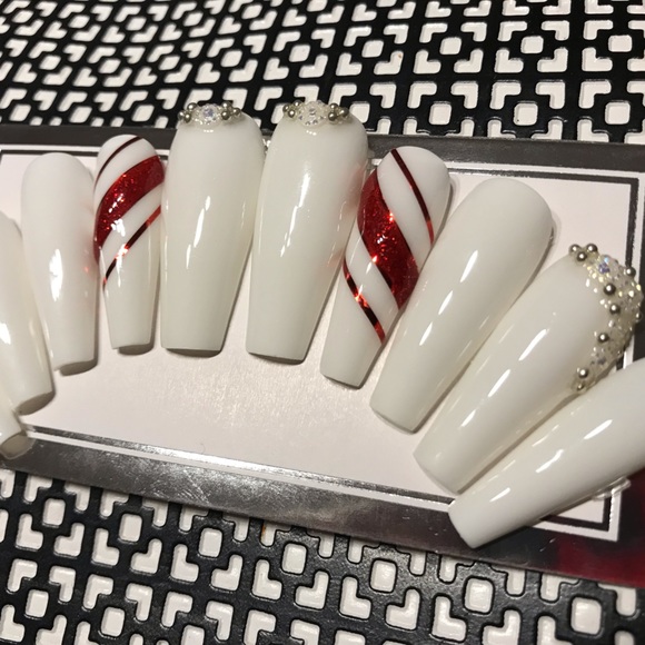 White Christmas candy-cane luxury acrylic gel press on nails any shape n length - Picture 4 of 6